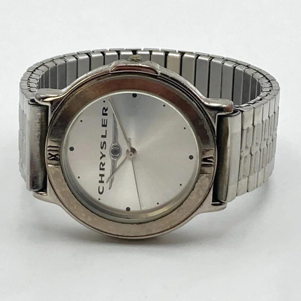 Chrysler Men's Watch 37mm Silver Tone Stretch Band New Battery SMALL 6.25
